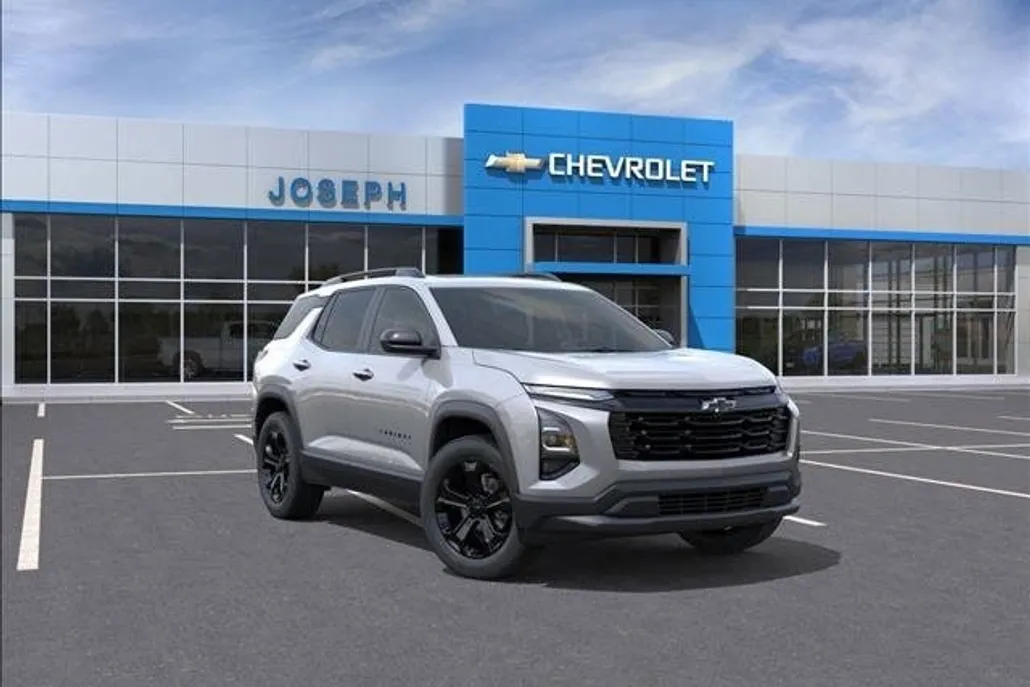2026 Chevrolet Equinox LT photo 1