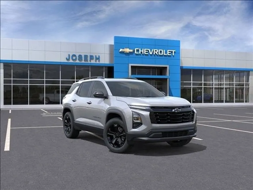 2026 Chevrolet Equinox LT photo 1