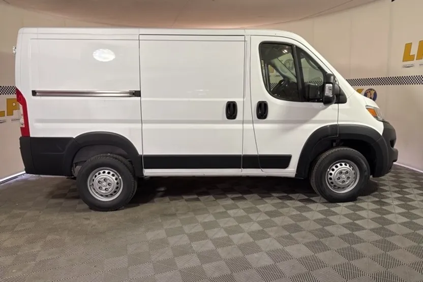 2025 Ram ProMaster 1500 Tradesman photo 1
