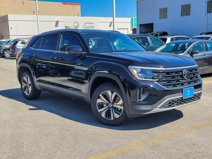 2026 Volkswagen Atlas Cross Sport SE photo 1
