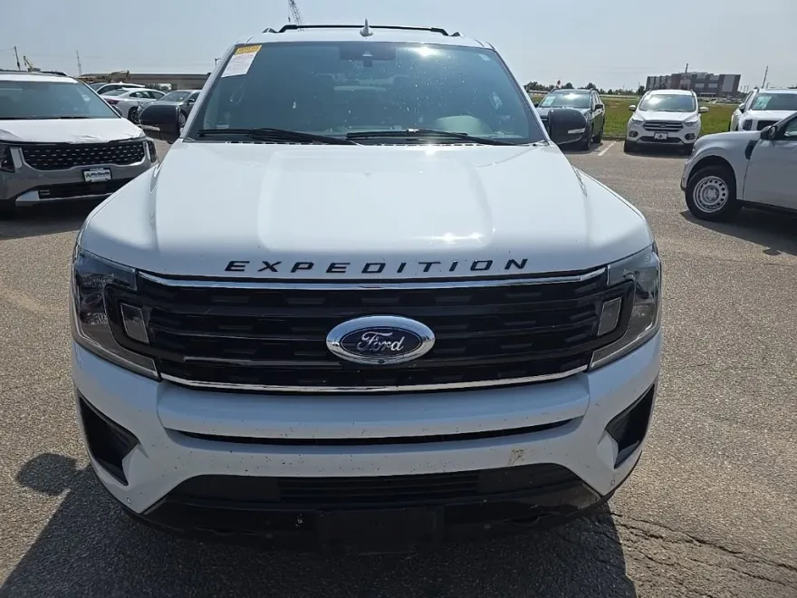 2021 Ford Expedition Limited photo 1