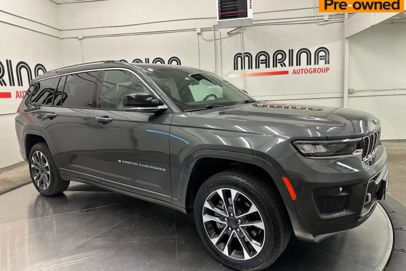 2021 Jeep Grand Cherokee Overland photo 1