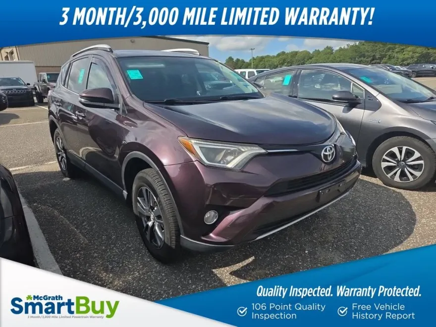 2016 Toyota RAV4 XLE photo 1