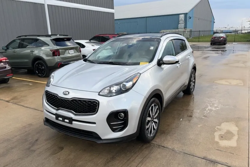 2019 Kia Sportage EX photo 1