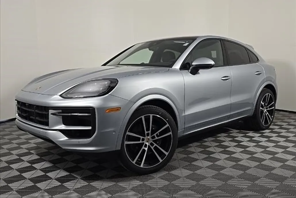2025 Porsche Cayenne Coupe S photo 1