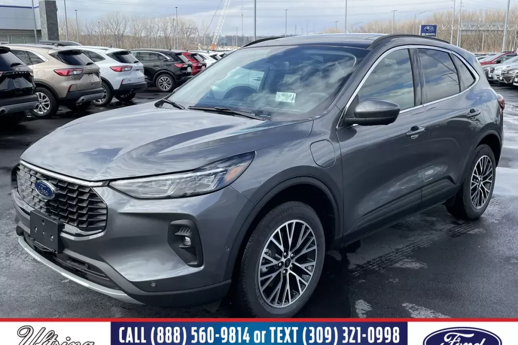 2024 Ford Escape Plug-In Hybrid photo 1
