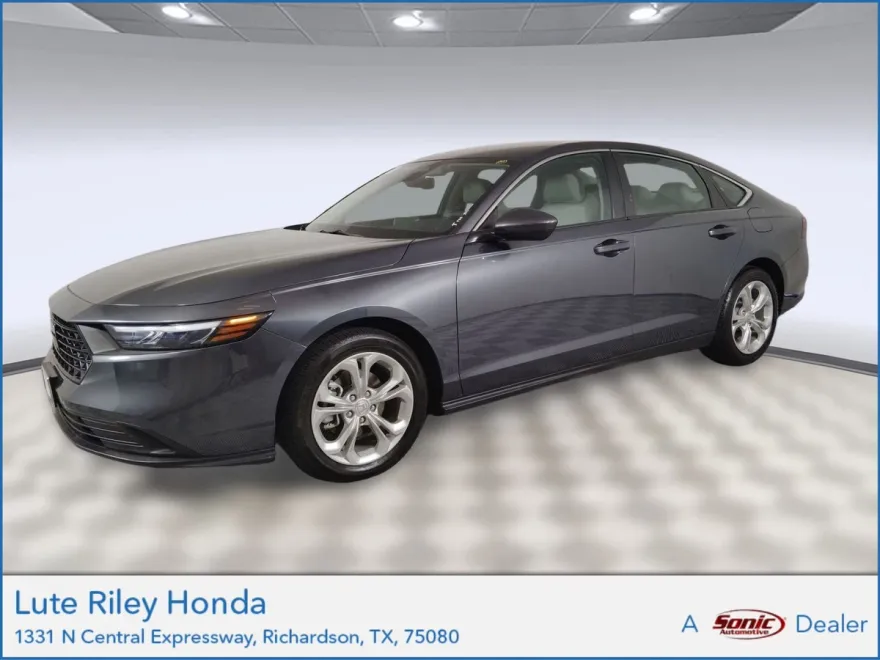 2023 Honda Accord LX photo 1
