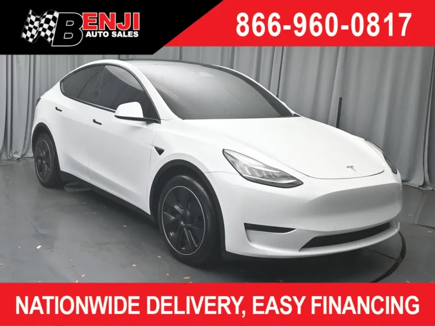 2022 Tesla Model Y Long Range photo 1
