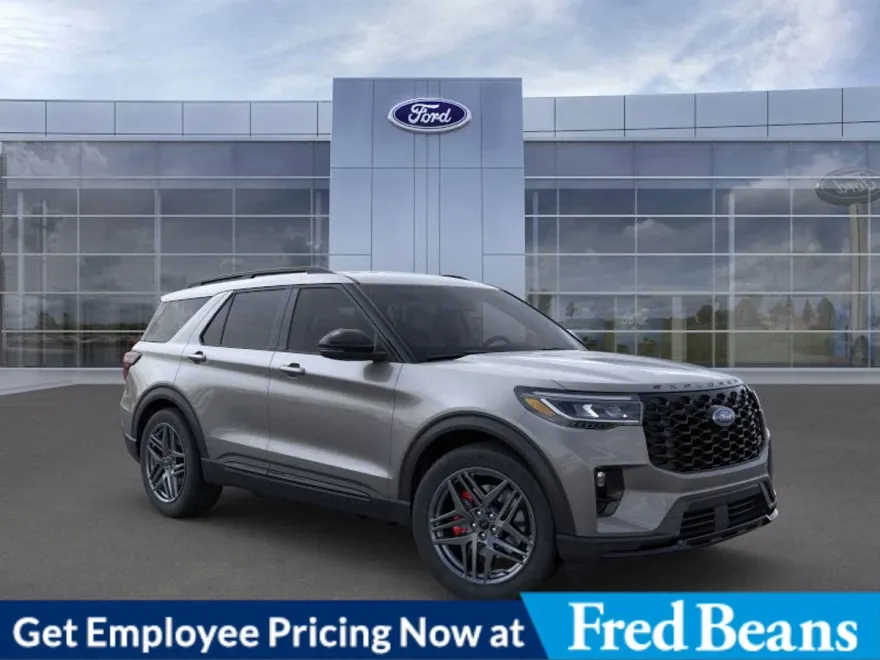 2025 Ford Explorer ST photo 1