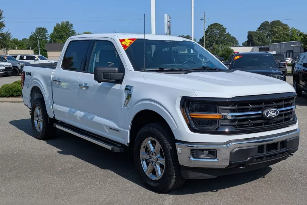 2024 Ford F-150 XLT photo 1