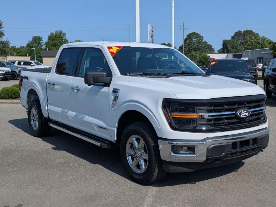 2024 Ford F-150 XLT photo 1
