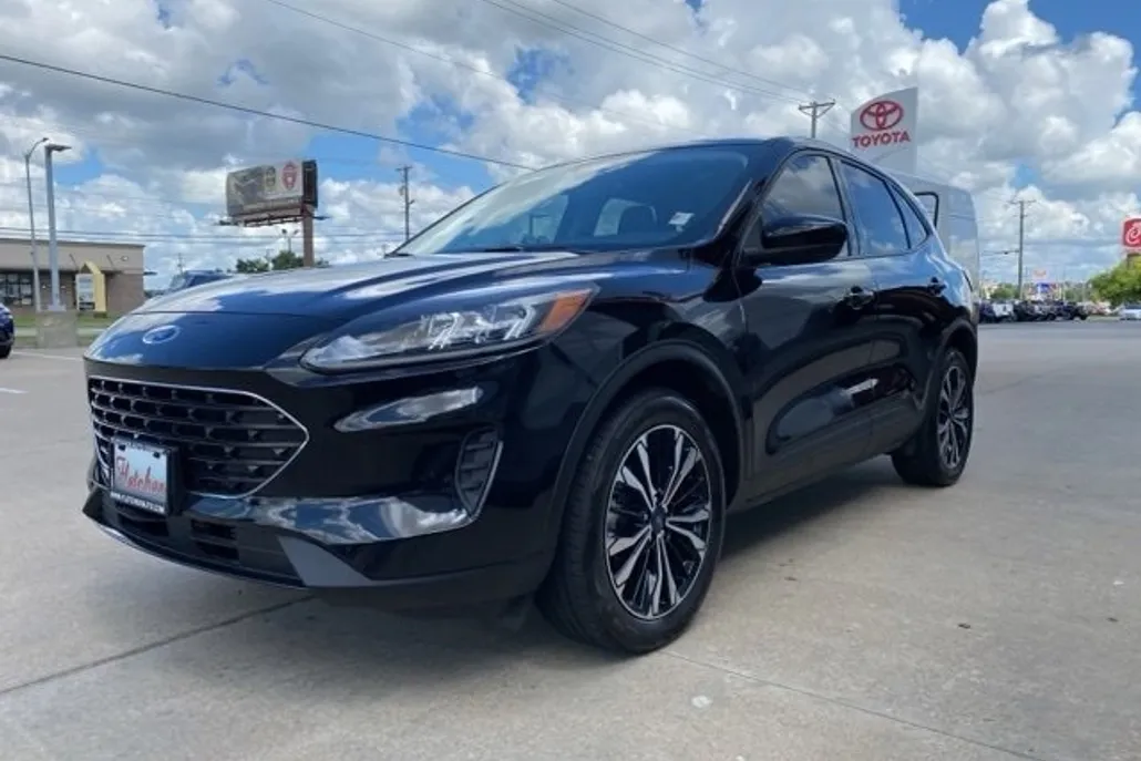 2022 Ford Escape SE photo 1
