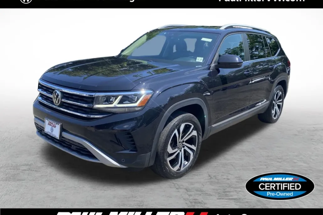 2022 Volkswagen Atlas SEL photo 1