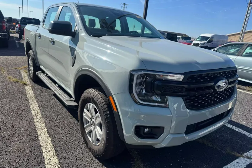 2024 Ford Ranger XL photo 1