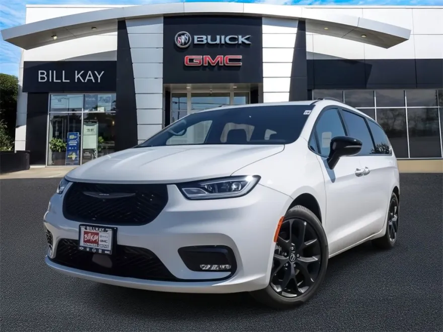 2025 Chrysler Pacifica Limited photo 1