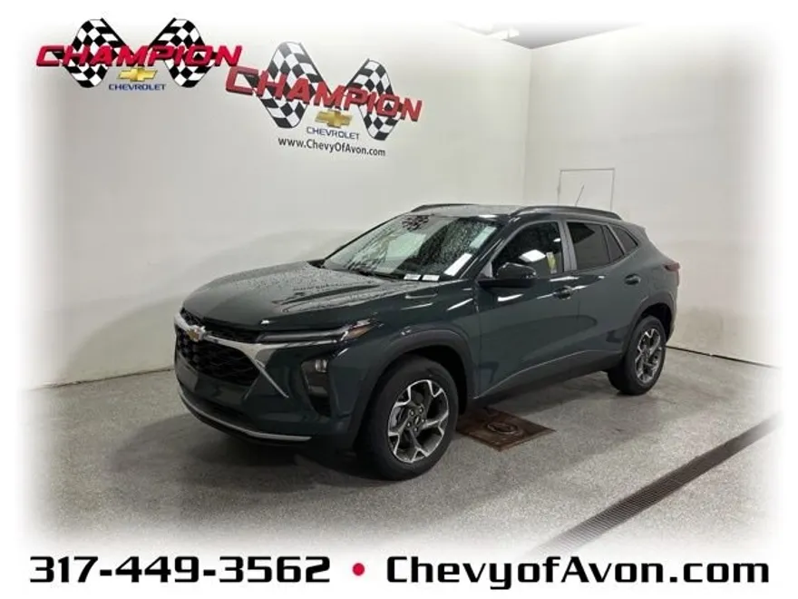 2025 Chevrolet Trax LT photo 1