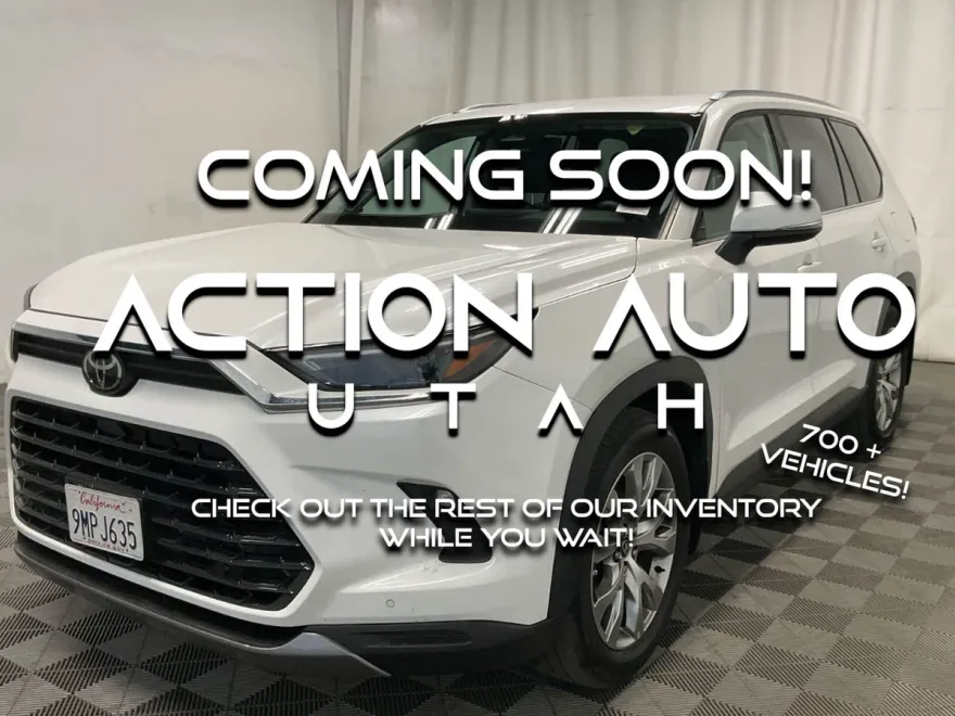 2024 Toyota Grand Highlander Limited photo 1