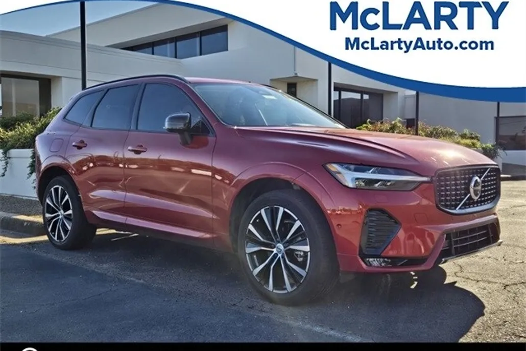 2024 Volvo XC60 B5 Plus photo 1