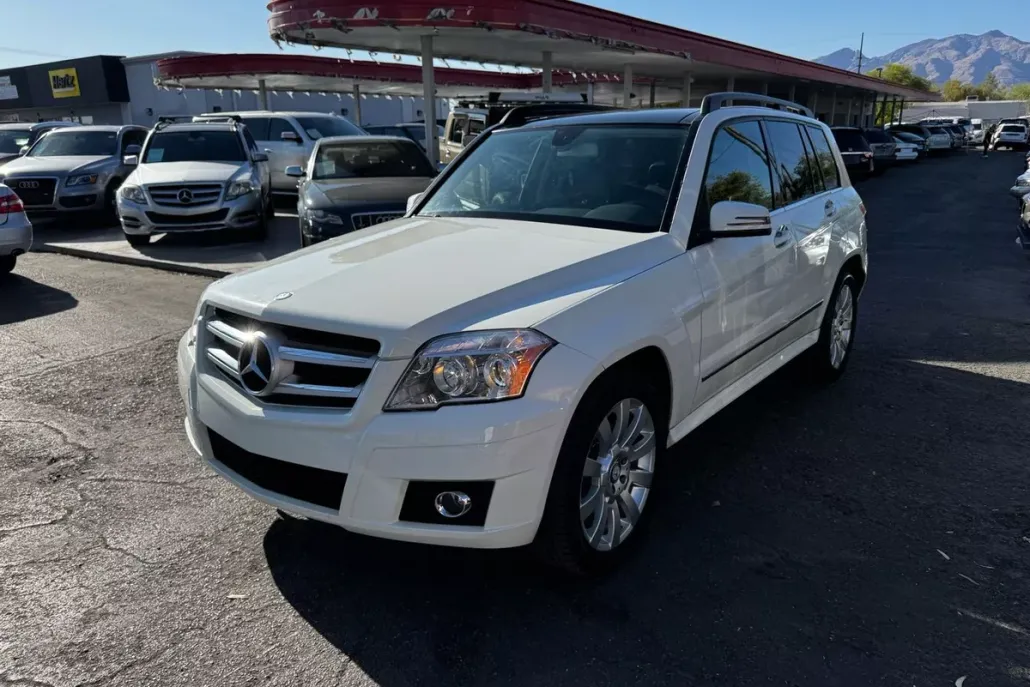 2011 Mercedes Benz GLK 350 4MATIC photo 1