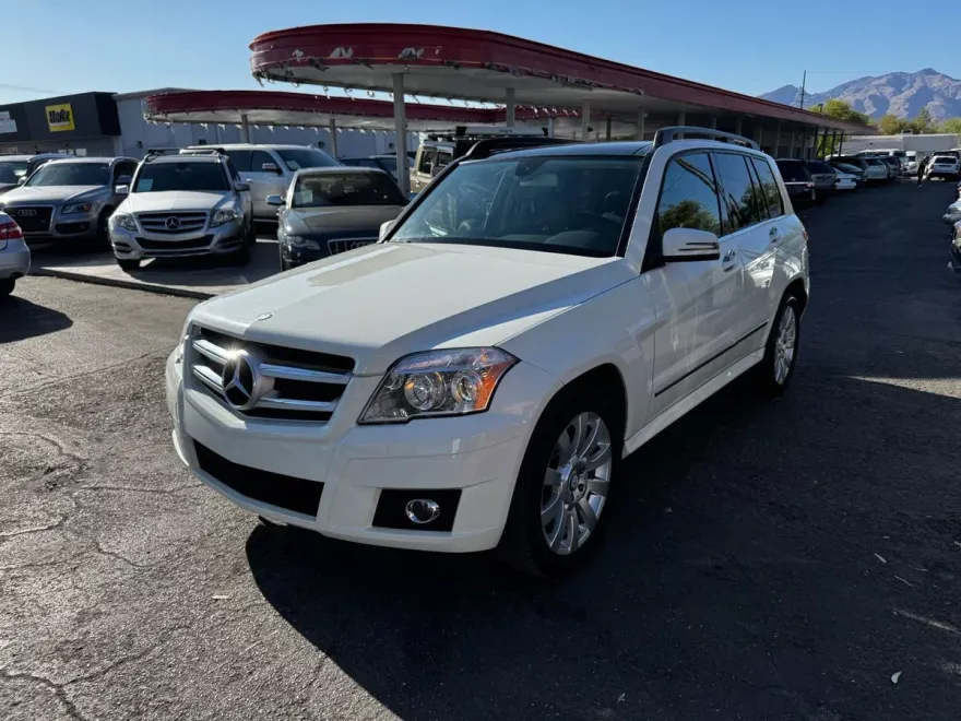 2011 Mercedes Benz GLK 350 4MATIC photo 1