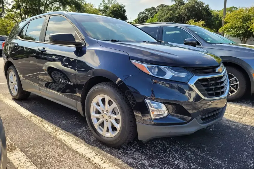 2020 Chevrolet Equinox LS photo 1