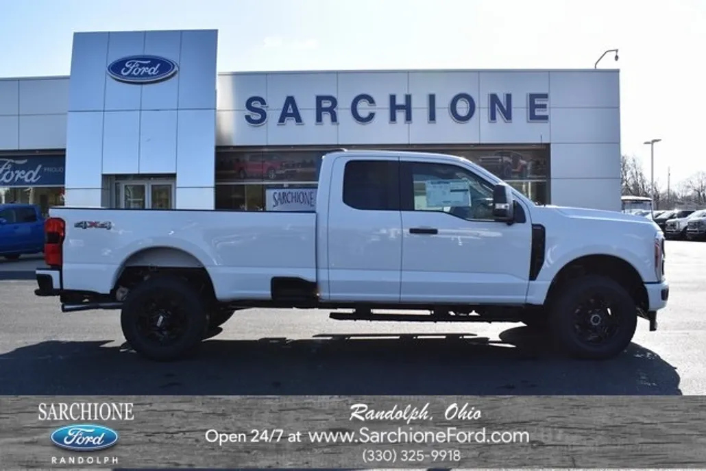 2025 Ford F-350 XL photo 1