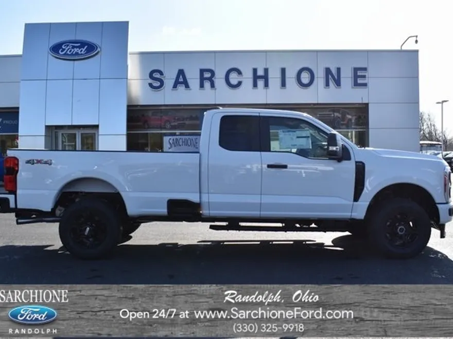 2025 Ford F-350 XL photo 1