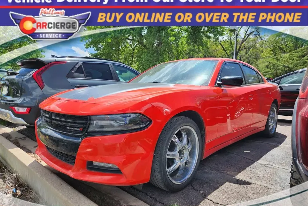 2018 Dodge Charger SXT Plus photo 1