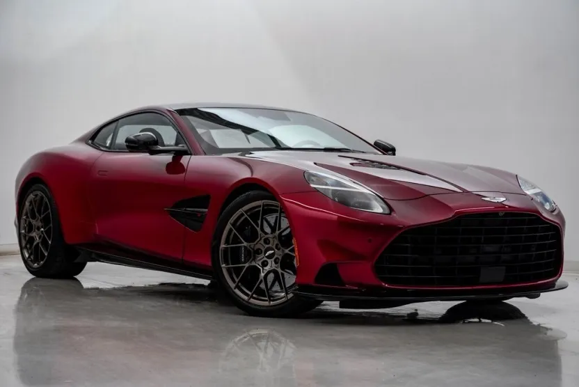 2025 Aston Martin Vanquish AM7 photo 1