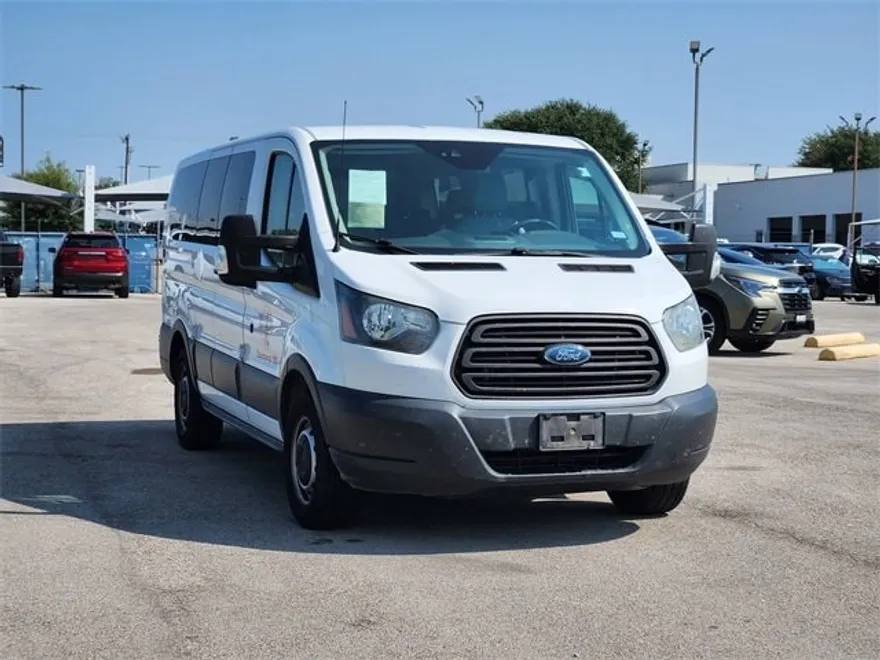 2017 Ford Transit XL photo 1