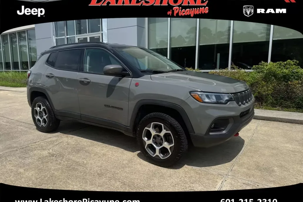 2022 Jeep Compass Trailhawk photo 1