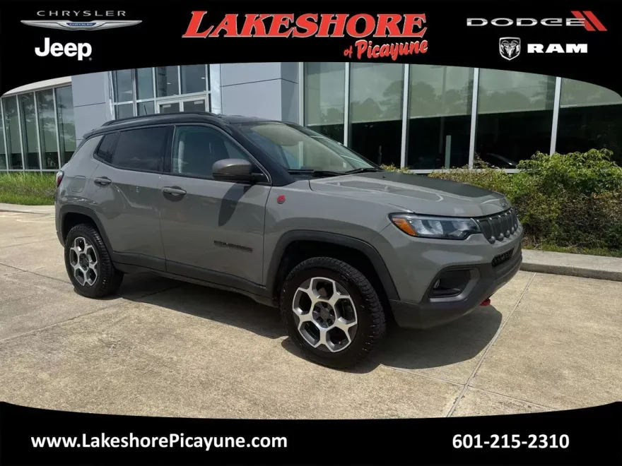 2022 Jeep Compass Trailhawk photo 1