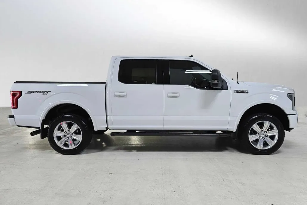 2019 Ford F-150 XLT photo 1