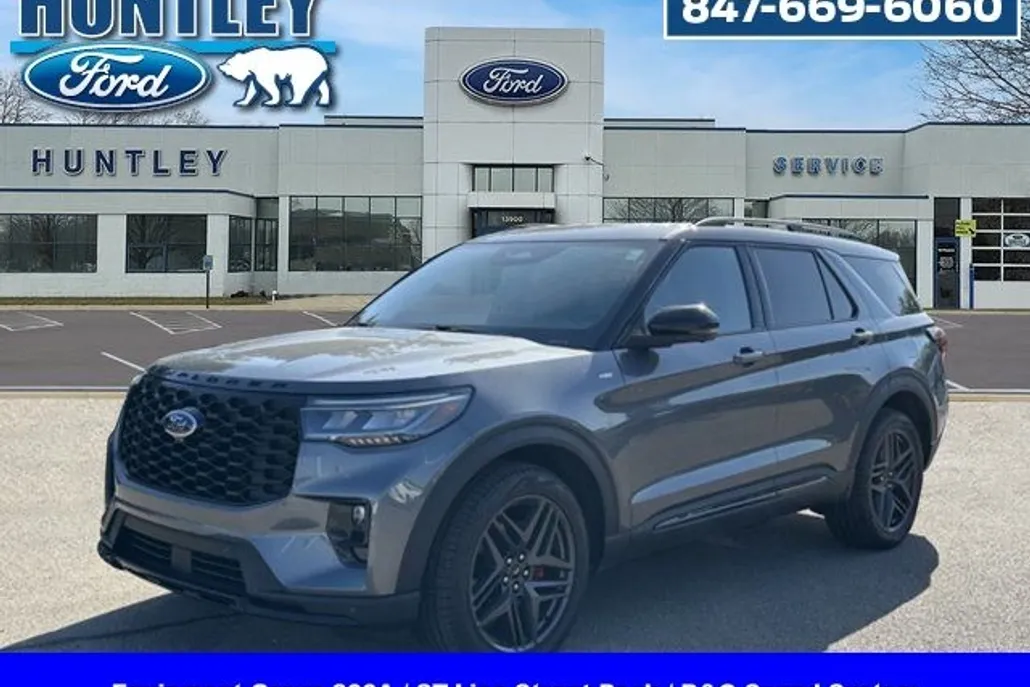 2025 Ford Explorer ST-Line photo 1