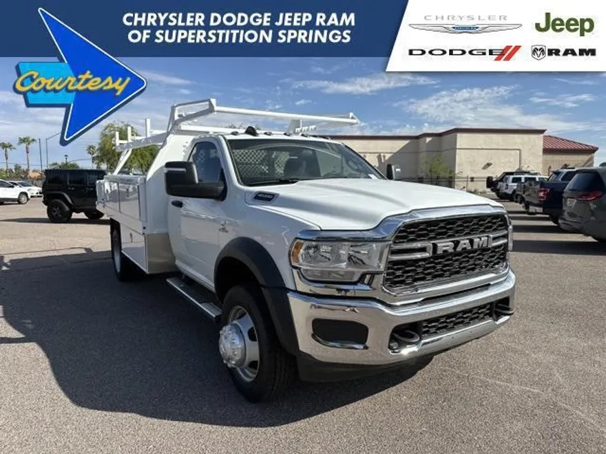 2023 Ram 4500 Tradesman photo 1