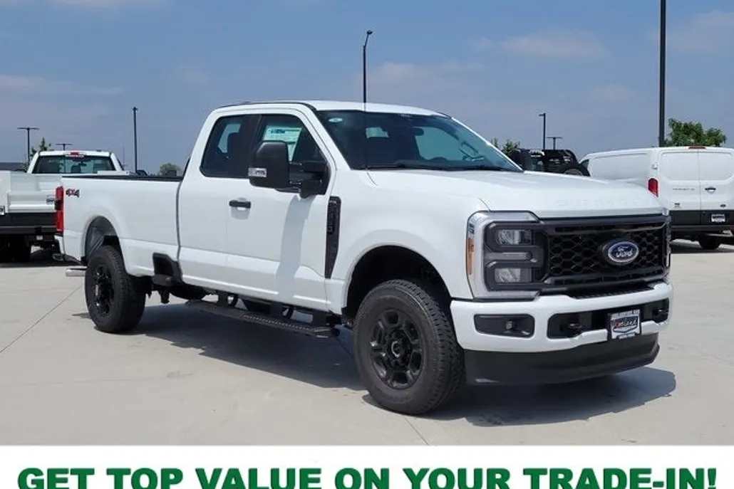 2025 Ford F-350 photo 1