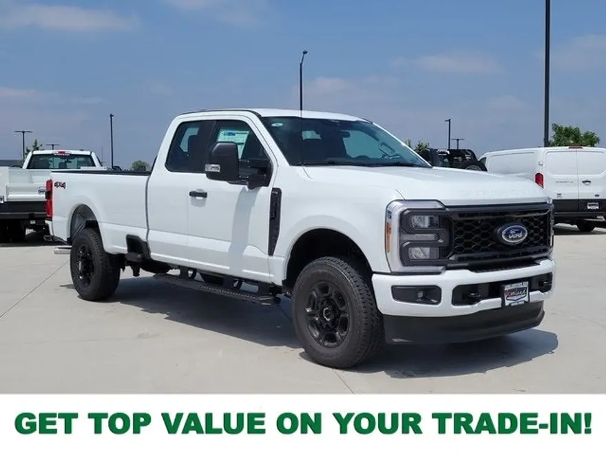 2025 Ford F-350 photo 1