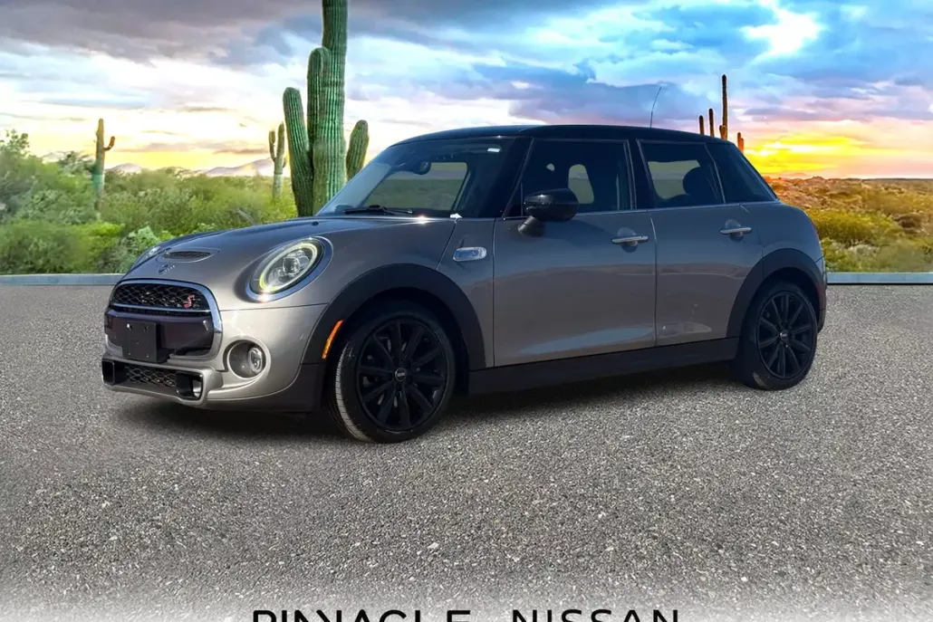 2020 Mini Cooper 4 Door Hardtop S photo 1