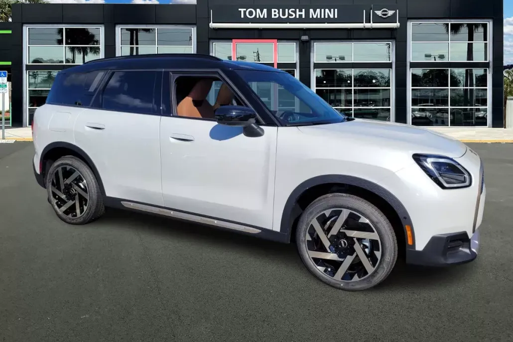 2025 Mini Countryman ALL4 S photo 1