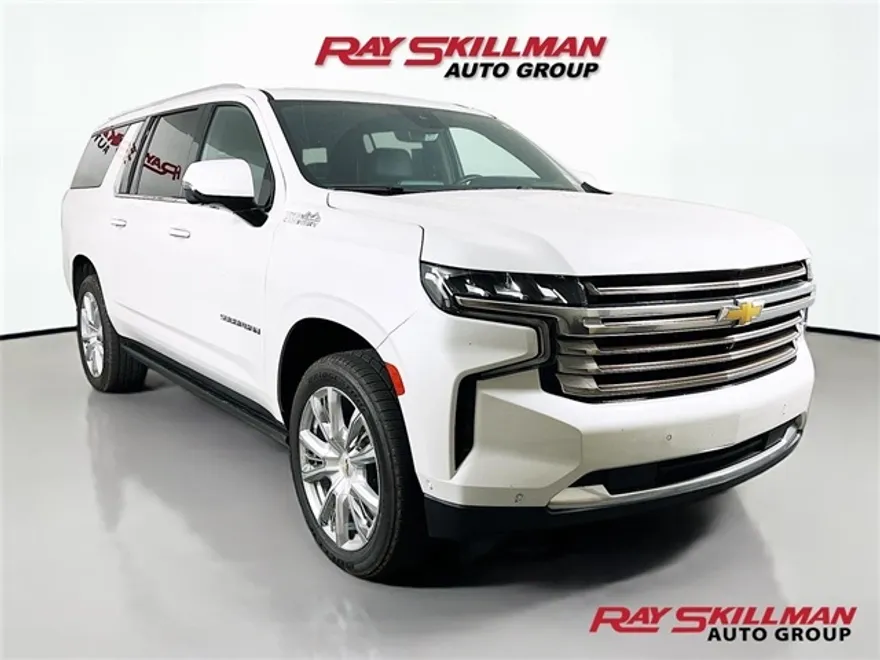 2023 Chevrolet Suburban High Country photo 1
