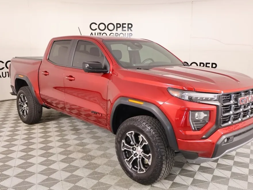 2024 Gmc Canyon AT4 photo 1