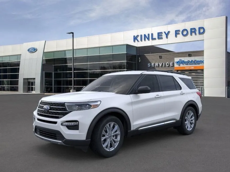 2024 Ford Explorer XLT photo 1
