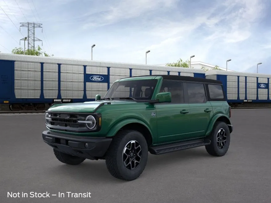 2025 Ford Bronco Outer Banks photo 1
