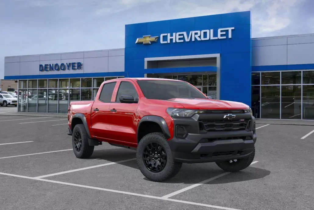 2026 Chevrolet Colorado Trail Boss photo 1