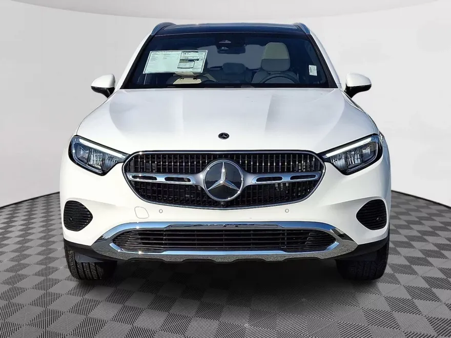2026 Mercedes Benz GLC 300 4MATIC photo 1