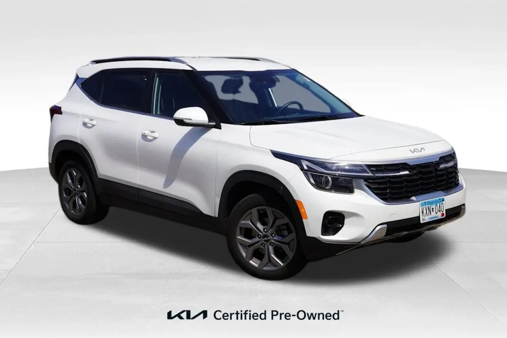 2024 Kia Seltos S photo 1
