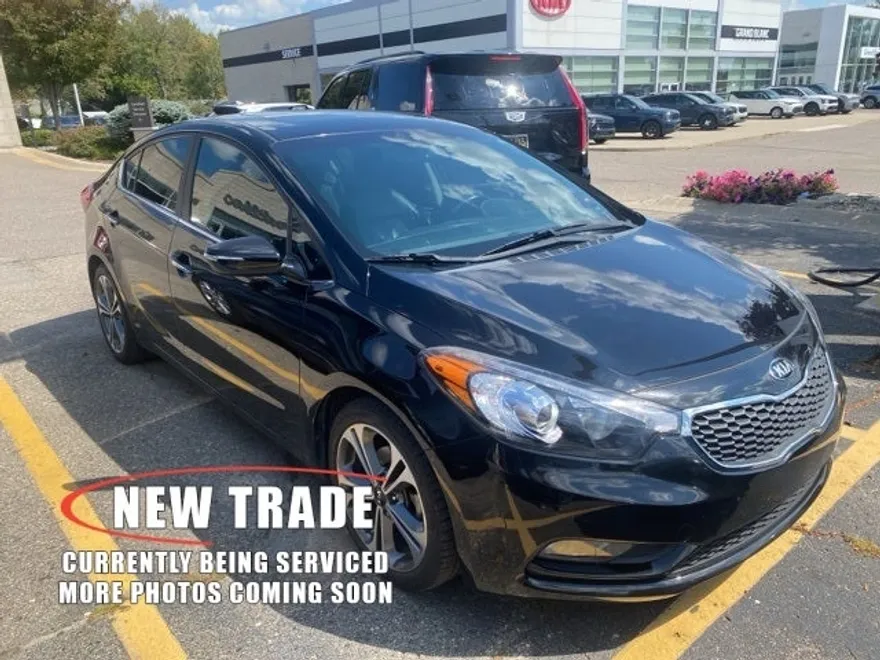 2016 Kia Forte EX photo 1