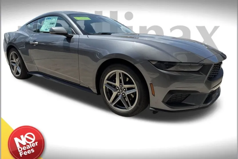 2025 Ford Mustang EcoBoost photo 1