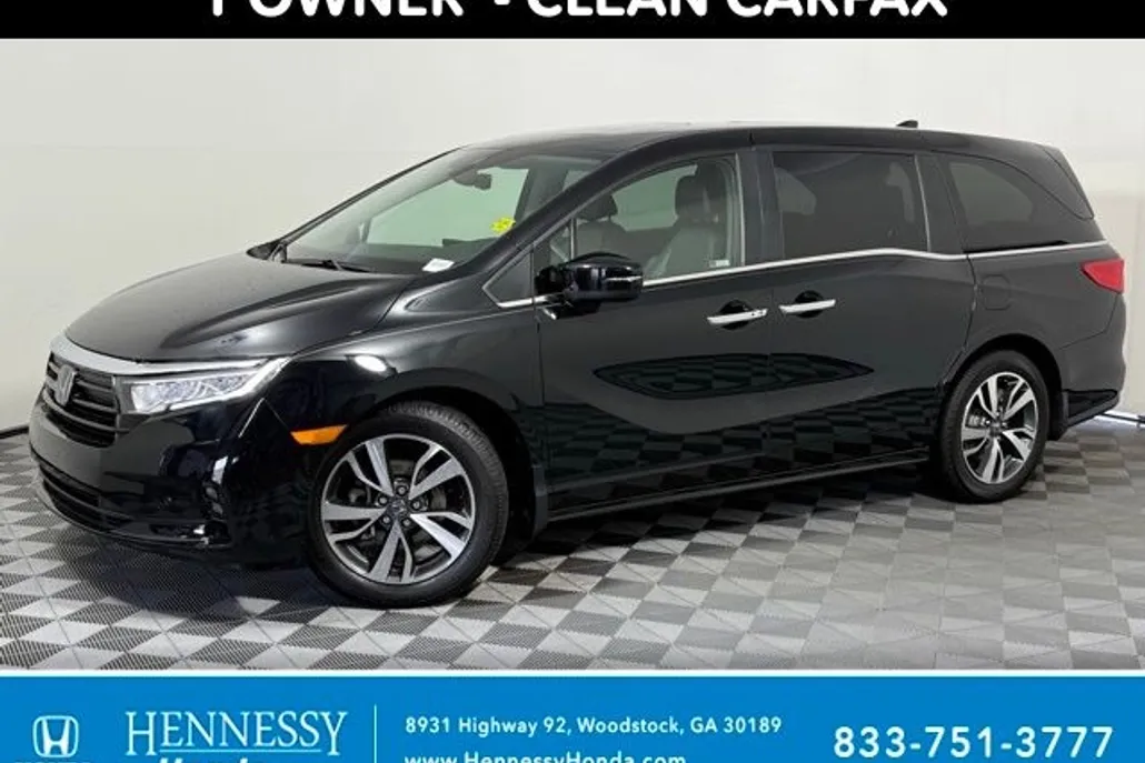 2023 Honda Odyssey Touring photo 1