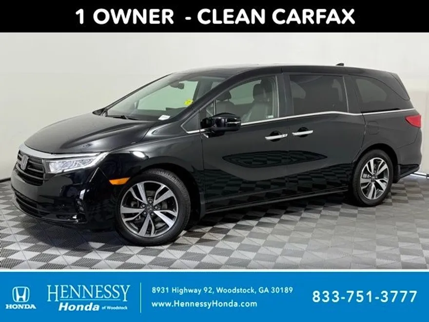 2023 Honda Odyssey Touring photo 1